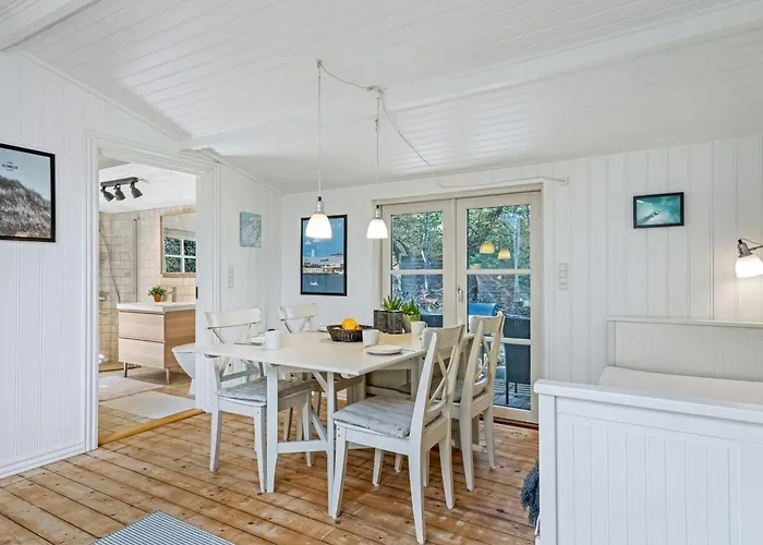 Hellena - 700m From The Sea By Interhome * Torsted