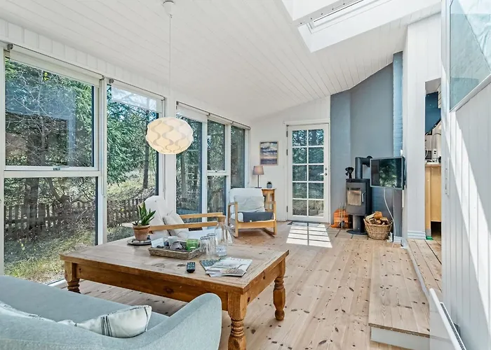 Nyaraló Hellena - 700m From The Sea By Interhome